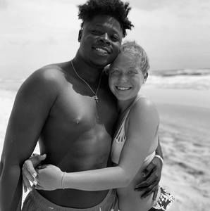 Meet your Posher, Malik